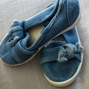 Denim canvas shoes